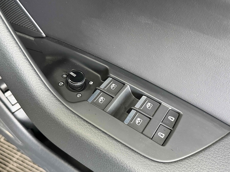 Audi A6 Avant TDI Black Edition - U2227