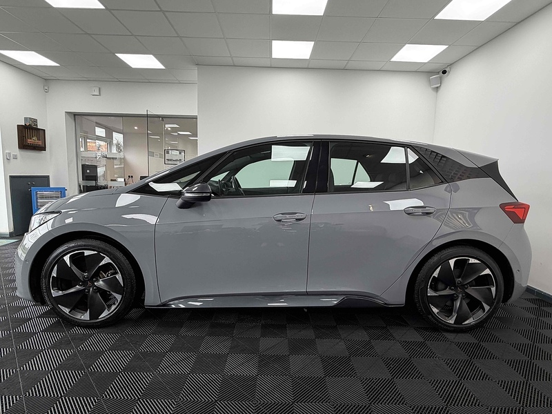 CUPRA Born V1 - U2228