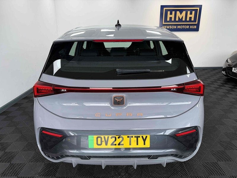 CUPRA Born V1 - U2228