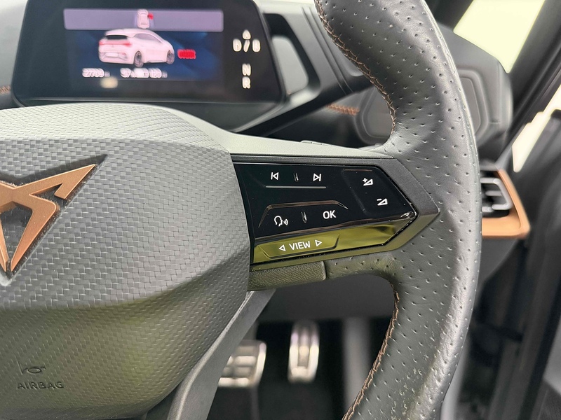 CUPRA Born V1 - U2228