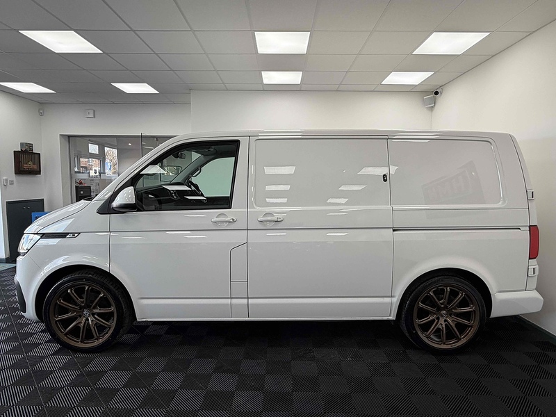 Volkswagen Transporter TDI T28 Highline - U2231