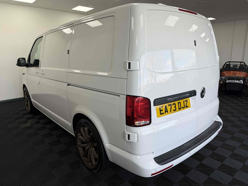 Volkswagen Transporter TDI T28 Highline - U2231