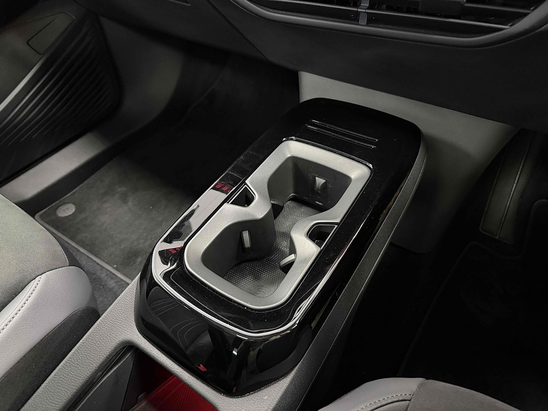 Volkswagen ID.5 Pro Performance Style - U2244