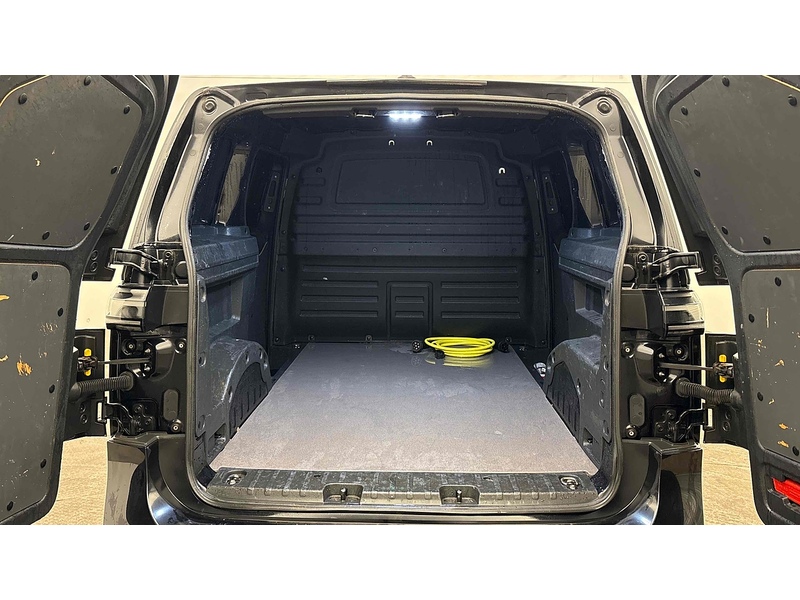 Volkswagen ID. Buzz Cargo Pro Commerce Plus - U2245