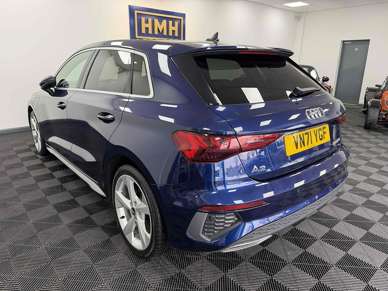 Audi A3 TFSIe S line - U2247