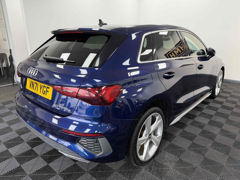 Audi A3 TFSIe S line - U2247