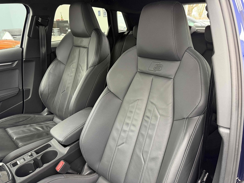 Audi A3 TFSIe S line - U2247