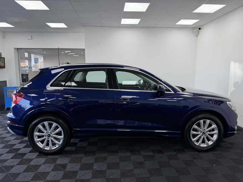 Audi Q3 TFSI CoD Sport - U2248