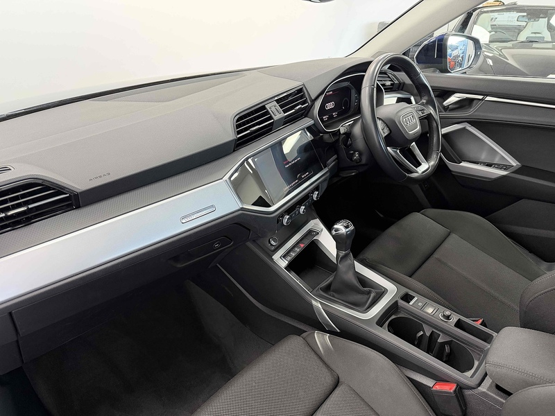 Audi Q3 TFSI CoD Sport - U2248