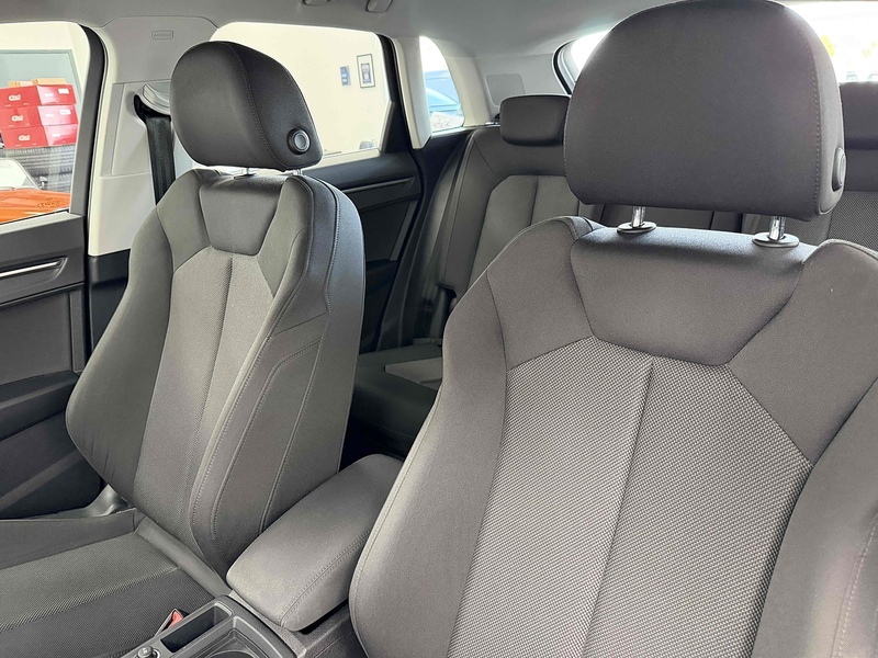 Audi Q3 TFSI CoD Sport - U2248