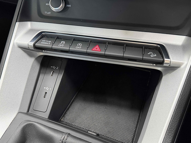 Audi Q3 TFSI CoD Sport - U2248