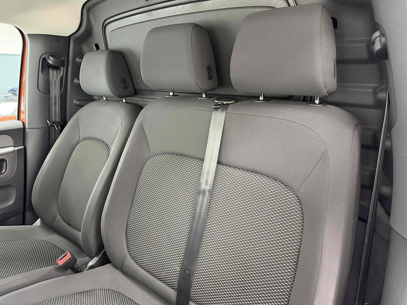 Volkswagen ID. Buzz Cargo Pro Commerce Plus - U2251