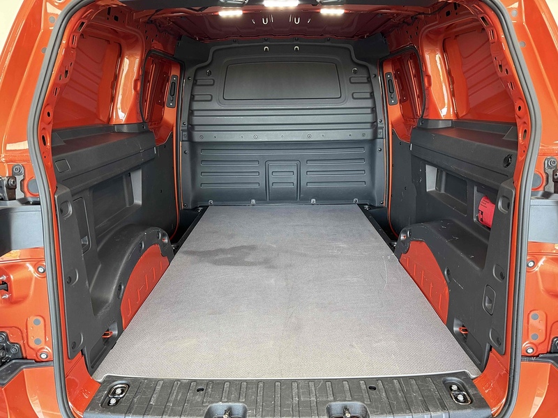 Volkswagen ID. Buzz Cargo Pro Commerce Plus - U2251