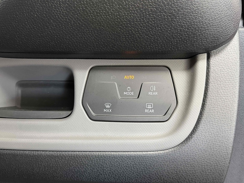 Volkswagen ID. Buzz Cargo Pro Commerce Plus - U2251