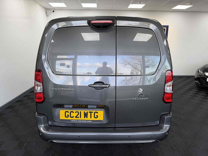 Peugeot Partner BlueHDi 1000 Asphalt - U2253