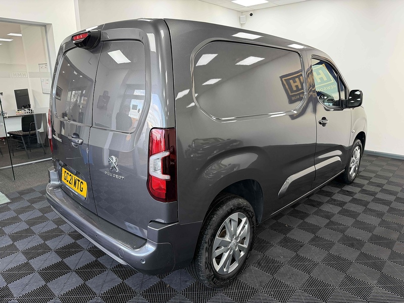 Peugeot Partner BlueHDi 1000 Asphalt - U2253