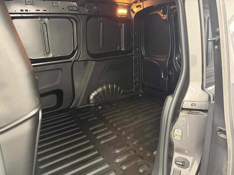 Peugeot Partner BlueHDi 1000 Asphalt - U2253