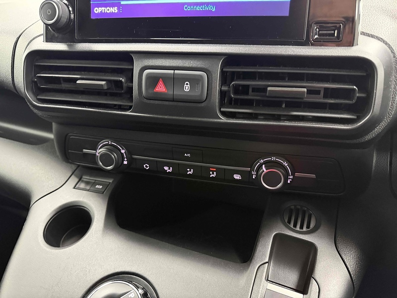 Peugeot Partner BlueHDi 1000 Asphalt - U2253