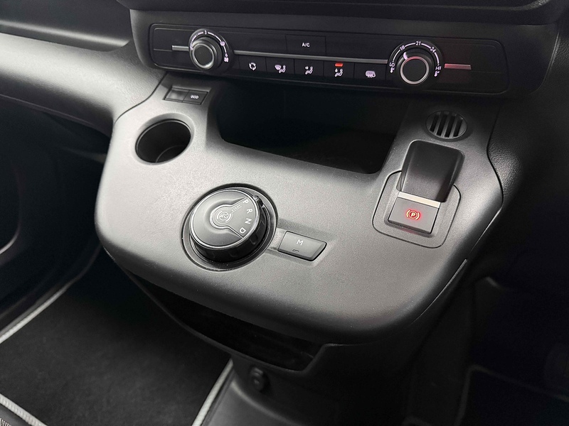 Peugeot Partner BlueHDi 1000 Asphalt - U2253