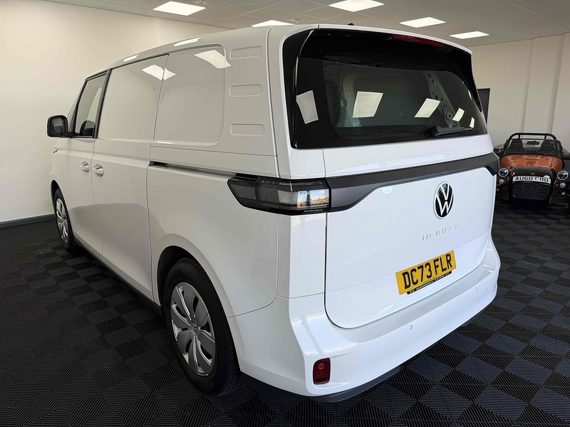 Volkswagen ID. Buzz Cargo Pro Commerce Plus - U2260