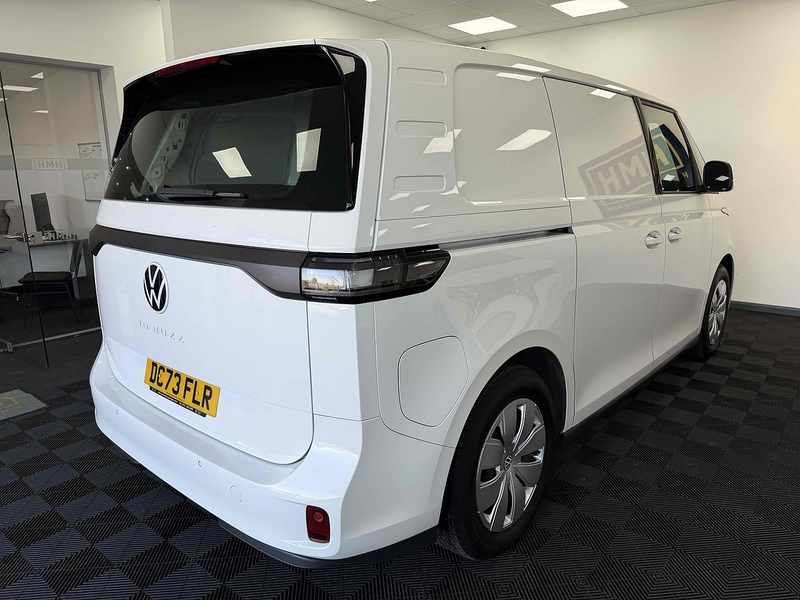 Volkswagen ID. Buzz Cargo Pro Commerce Plus - U2260