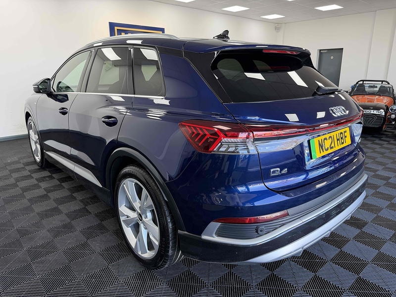 Audi Q4 e-tron S line - U2264