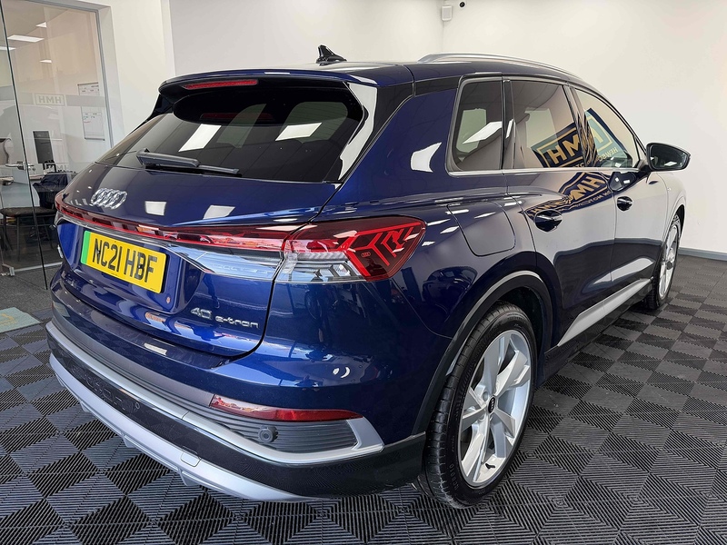 Audi Q4 e-tron S line - U2264