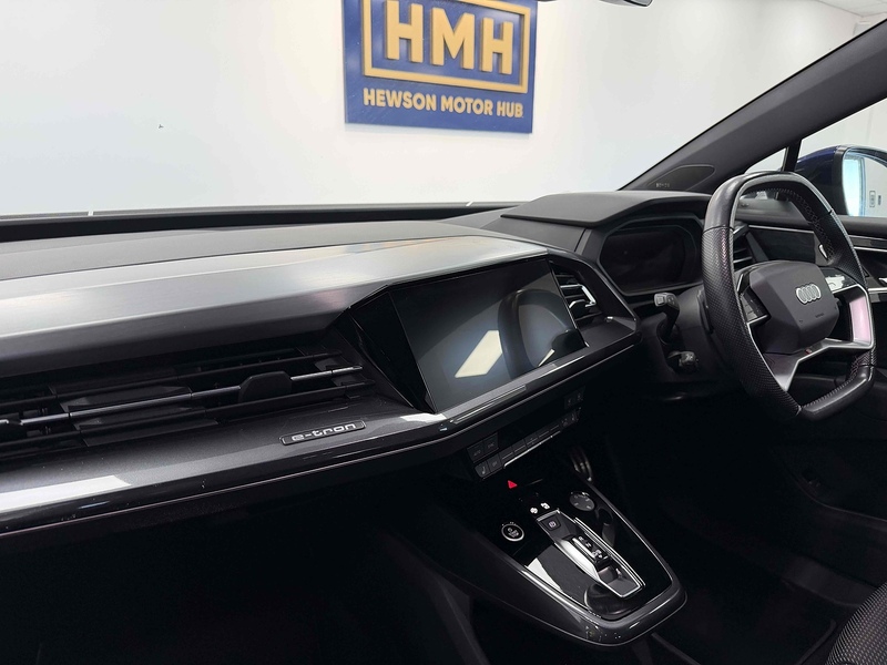 Audi Q4 e-tron S line - U2264