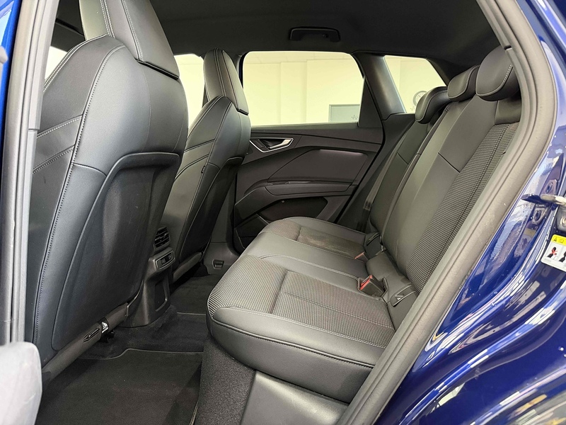 Audi Q4 e-tron S line - U2264