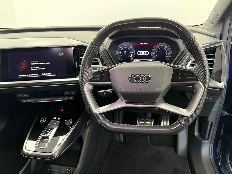 Audi Q4 e-tron S line - U2264
