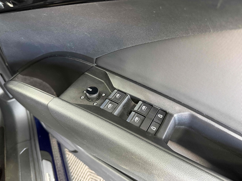Audi Q4 e-tron S line - U2264
