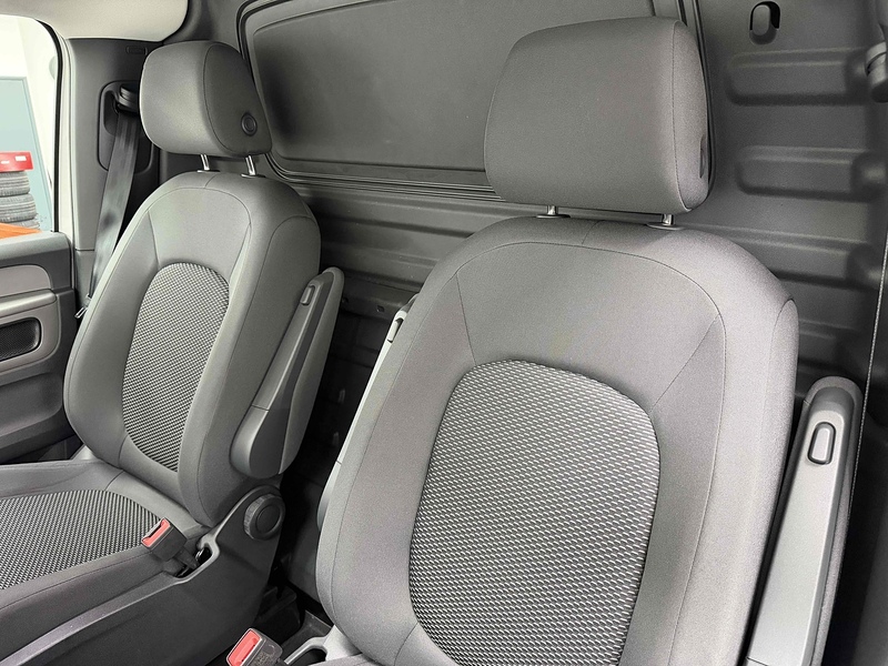 Volkswagen ID. Buzz Cargo Pro Commerce Plus - U2268