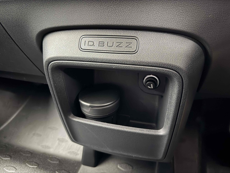 Volkswagen ID. Buzz Cargo Pro Commerce Plus - U2268