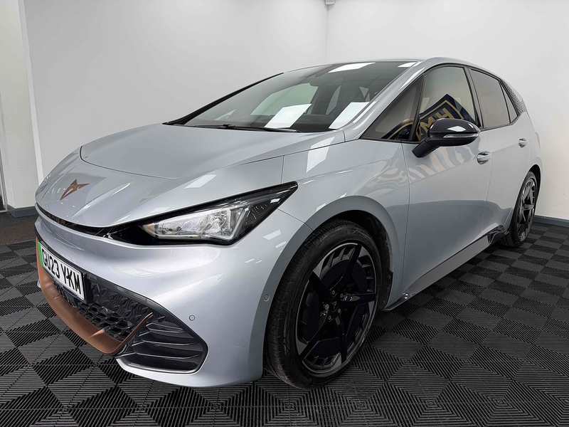 CUPRA Born V3 - U2272