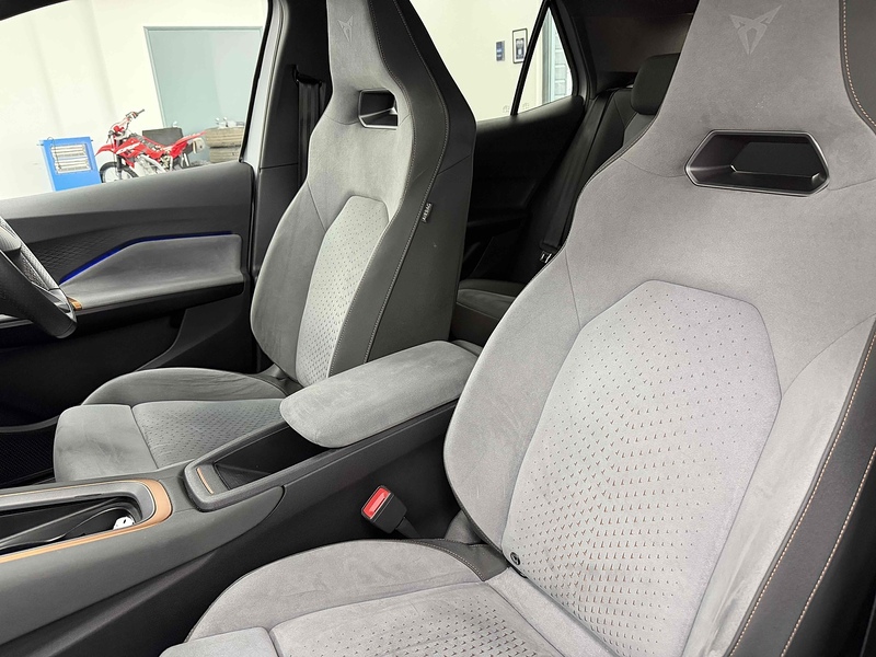 CUPRA Born V3 - U2272