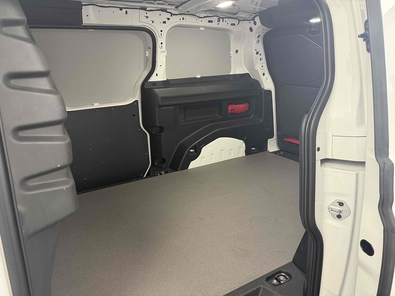 Volkswagen ID. Buzz Cargo Pro Commerce - U2273