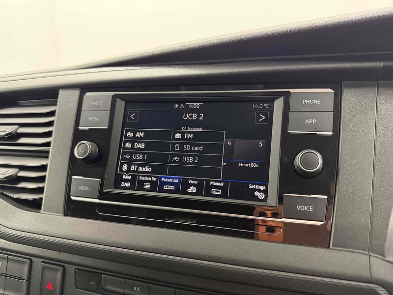 Volkswagen Transporter TDI T28 Highline - U2274
