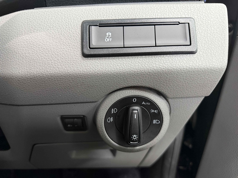 Volkswagen Transporter TDI T28 Highline - U2274