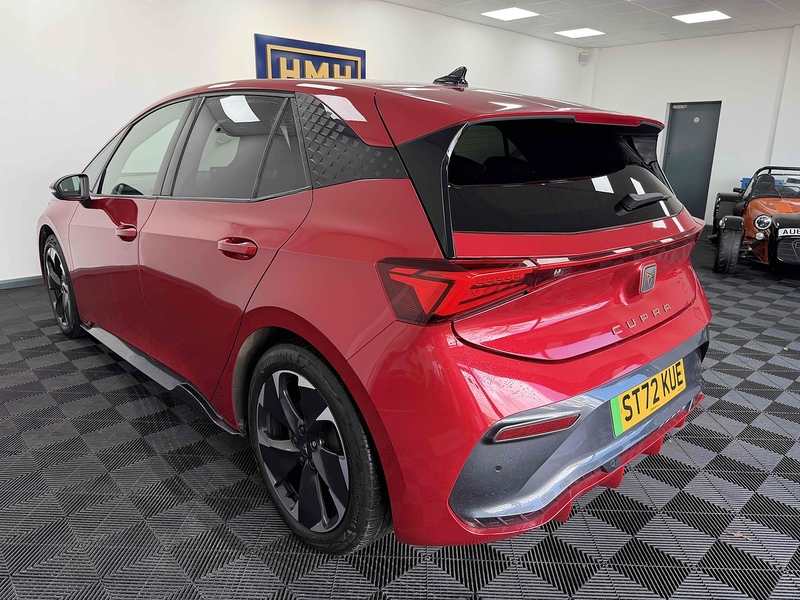 CUPRA Born V2 - U2275