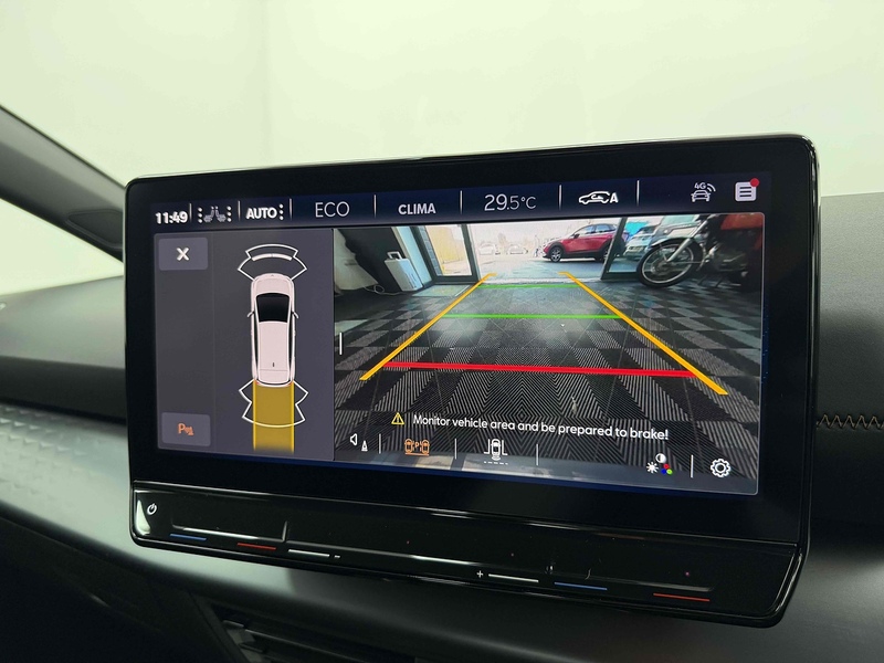 CUPRA Born V2 - U2275