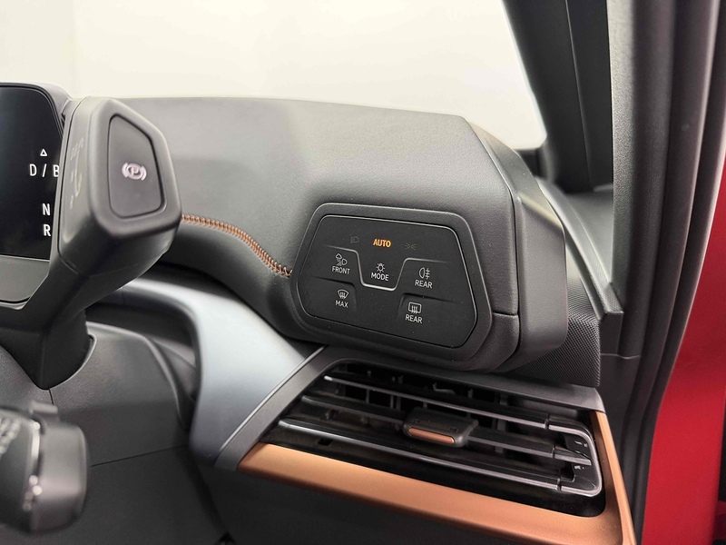 CUPRA Born V2 - U2275