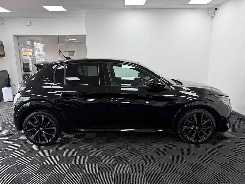 Peugeot 208 PureTech GT Premium - U2277