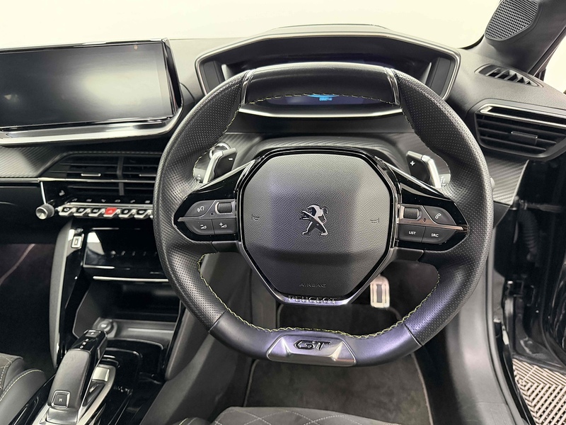 Peugeot 208 PureTech GT Premium - U2277