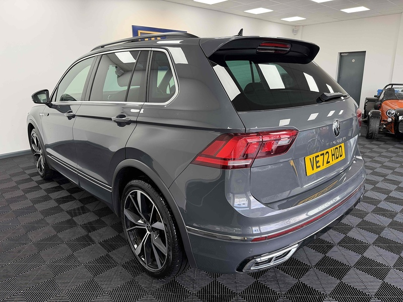 Volkswagen Tiguan TSI R-Line - U2280