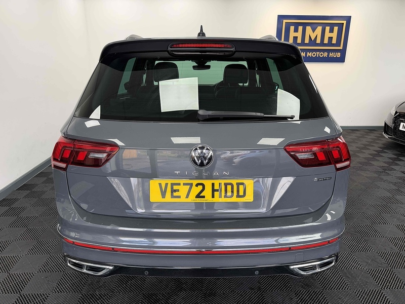 Volkswagen Tiguan TSI R-Line - U2280