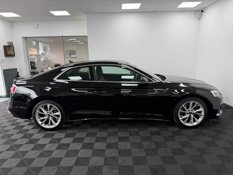 Audi A5 TFSI Sport - U2281