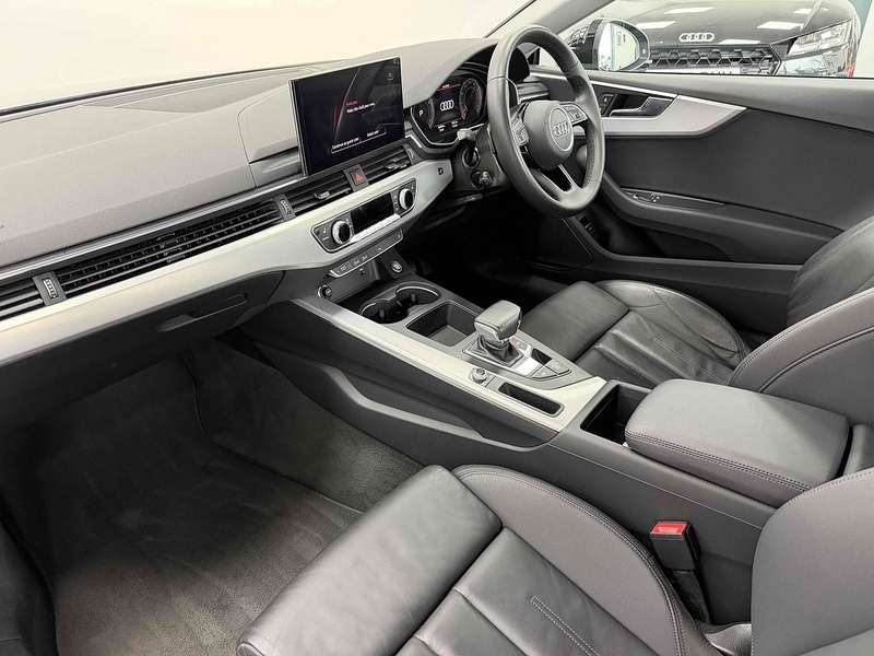 Audi A5 TFSI Sport - U2281