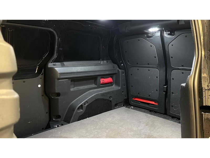 Volkswagen ID. Buzz Cargo Pro Commerce Plus - U2286