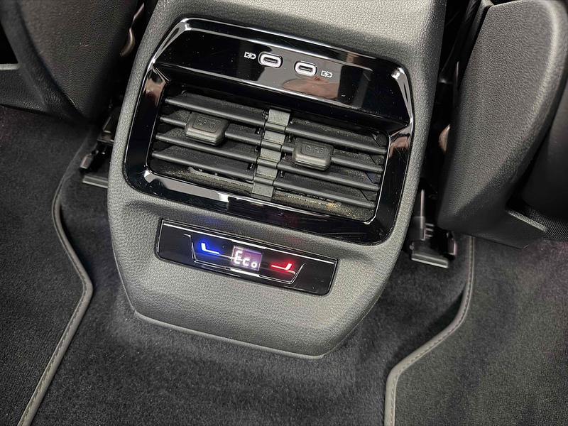 Volkswagen ID.5 Pro Performance Style - U2292