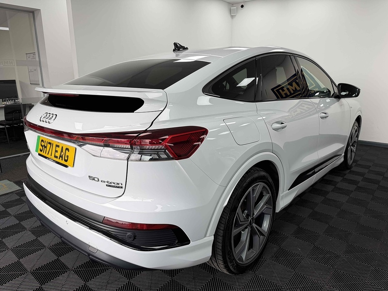 Audi Q4 e-tron Edition 1 - U2294